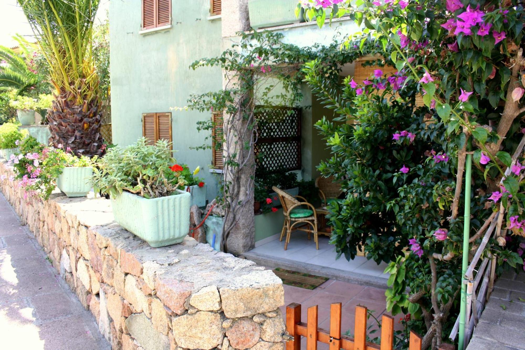 Appartamenti Ideal Isola Rossa Exterior photo