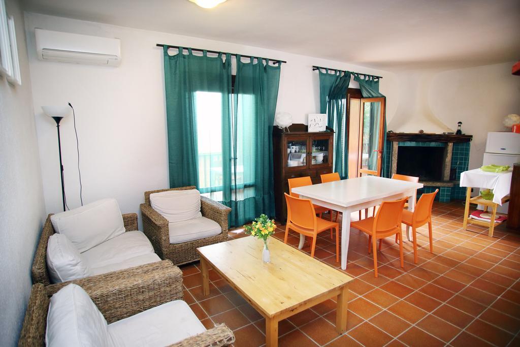 Appartamenti Ideal Isola Rossa Exterior photo