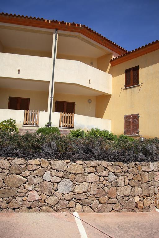 Appartamenti Ideal Isola Rossa Exterior photo