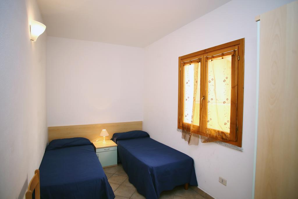 Appartamenti Ideal Isola Rossa Exterior photo