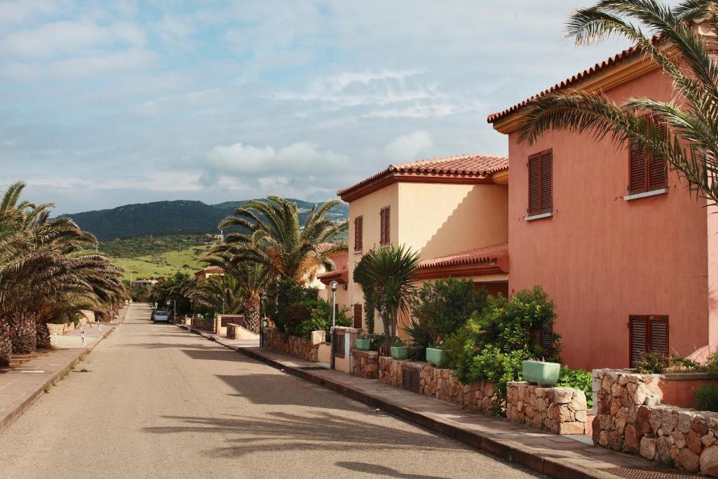 Appartamenti Ideal Isola Rossa Exterior photo